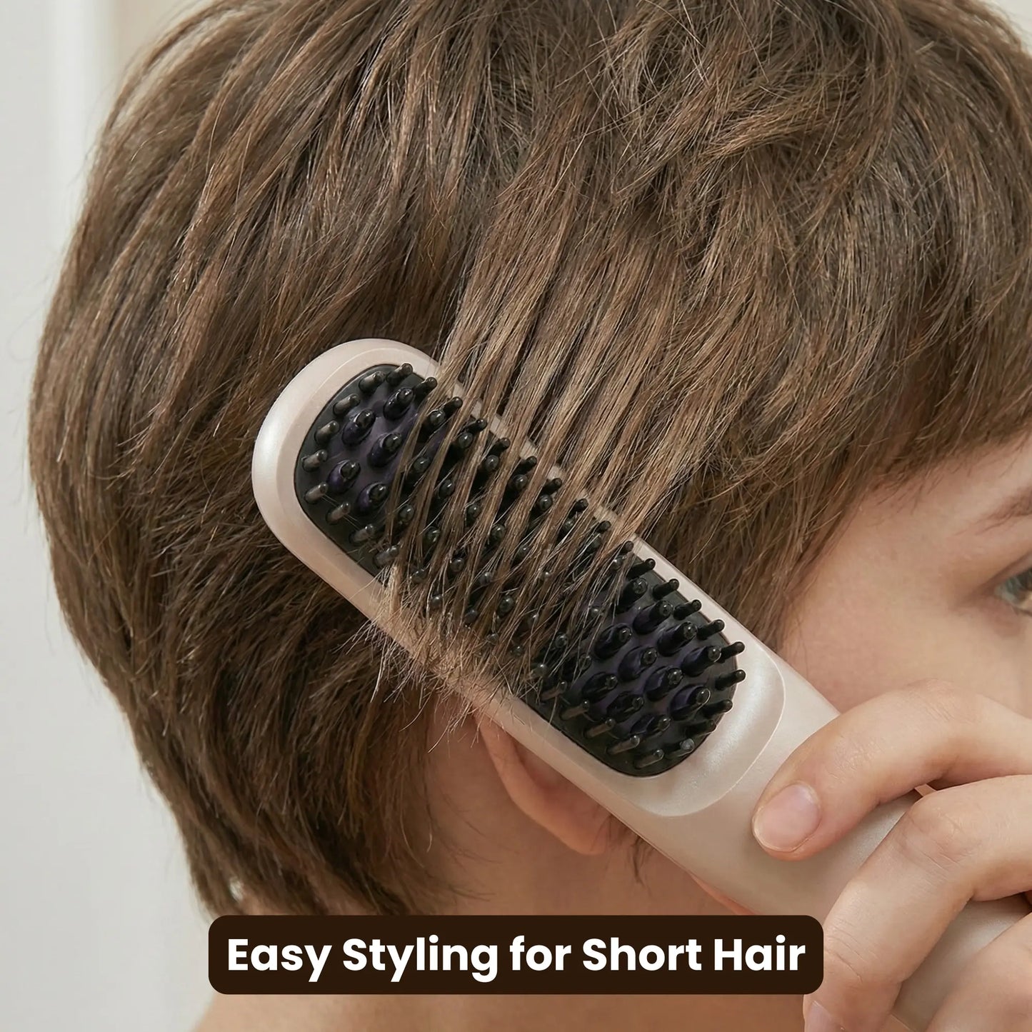 Gloss & Go™ Portable Straightening Brush